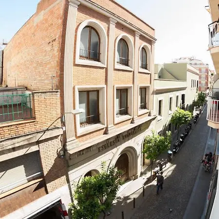 Sant Jordi Gracia Hostal Barcelona